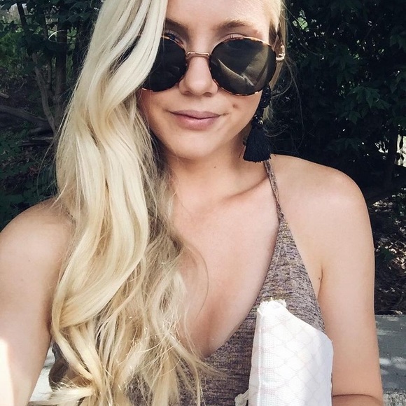 Gold Silence & Noise Tank Top - Picture 2 of 5